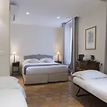 Mogador Parijs